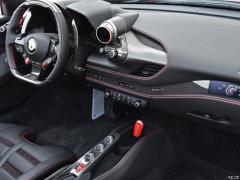 Ferrari F8 Tributo  Фото Ferrari F8 Tributo