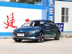 Фото Hyundai Elantra 