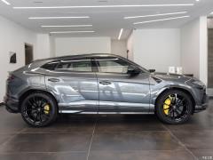 Lamborghini Urus  Фото Lamborghini Urus