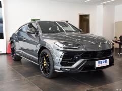 Фото Lamborghini Urus 