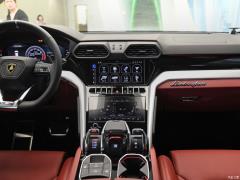 Lamborghini Urus  Фото Lamborghini Urus