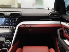 Lamborghini Urus  Фото Lamborghini Urus