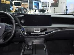 Lexus LS500 (XF50) Фото Lexus LS500 (XF50)