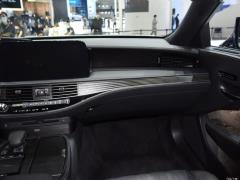 Lexus LS500 (XF50) Фото Lexus LS500 (XF50)