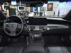 Lexus LS500 (XF50) Фото Lexus LS500 (XF50)