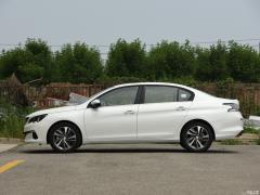Peugeot 408  Фото Peugeot 408