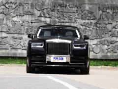 Rolls-Royce Phantom  Фото Rolls-Royce Phantom