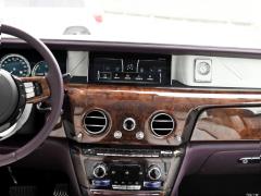 Rolls-Royce Phantom  Фото Rolls-Royce Phantom