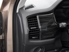 2021 TSI330 5-местный полноприводный роскошный премиум-выпуск 2021 TSI330 5-seater two-wheel drive luxury premium edition Фото 5 из 825