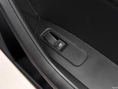 2021 TSI330 5-местный полноприводный роскошный премиум-выпуск 2021 TSI330 5-seater two-wheel drive luxury premium edition Фото 453 из 825