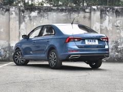2020 1.5L Автоматическая версия Comfort 2020 1.5L Automatic Comfort Edition Фото 5 из 79