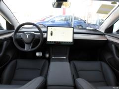 Tesla Model 3  Фото Tesla Model 3