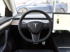Tesla Model 3  Фото Tesla Model 3