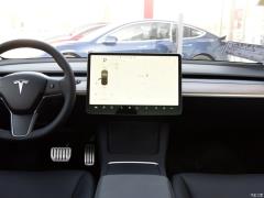 Tesla Model 3  Фото Tesla Model 3