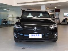 Tesla Model X  Фото Tesla Model X