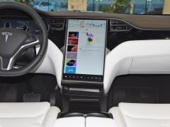 Tesla Model X  Фото Tesla Model X