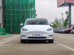Tesla Model Y  Фото Tesla Model Y