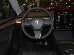 Tesla Model Y  Фото Tesla Model Y