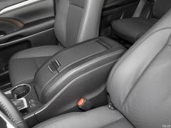 2021 2.0T 4WD Premium Edition 7-местный 2021 2.0T 4WD Premium Edition 7-seater Фото 165 из 220